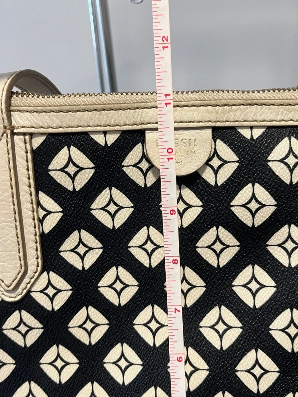 Fossil Vintage Purse Tote Black & White